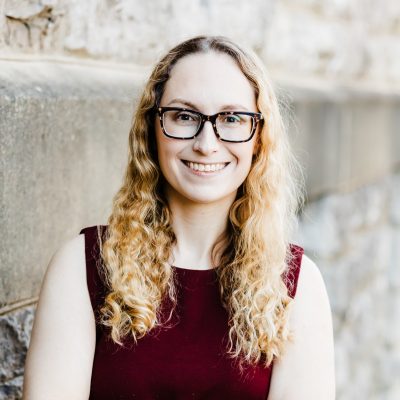 Emily Vedder Headshot